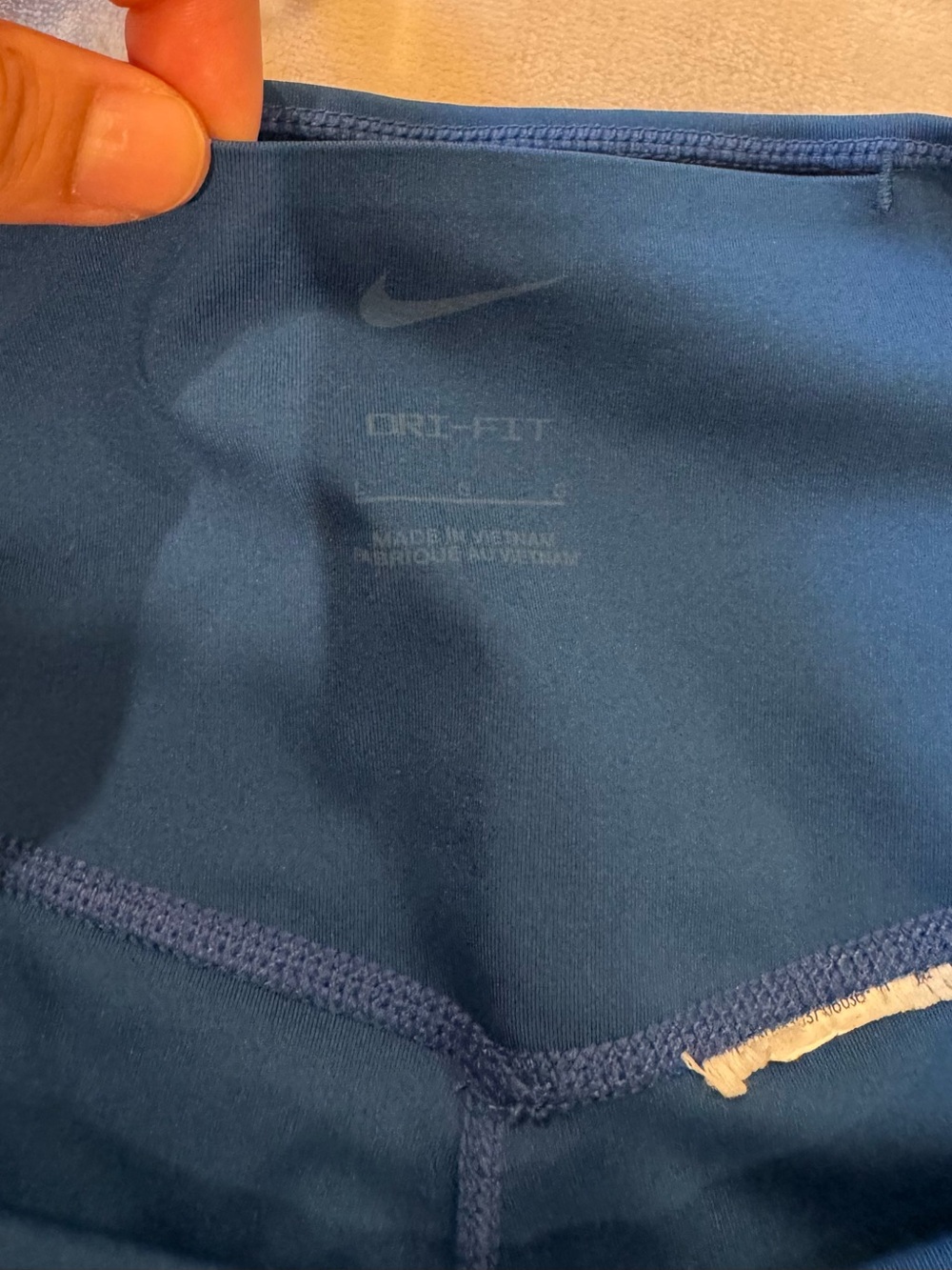 Nike One Luxe Legging - Picture 8 of 10